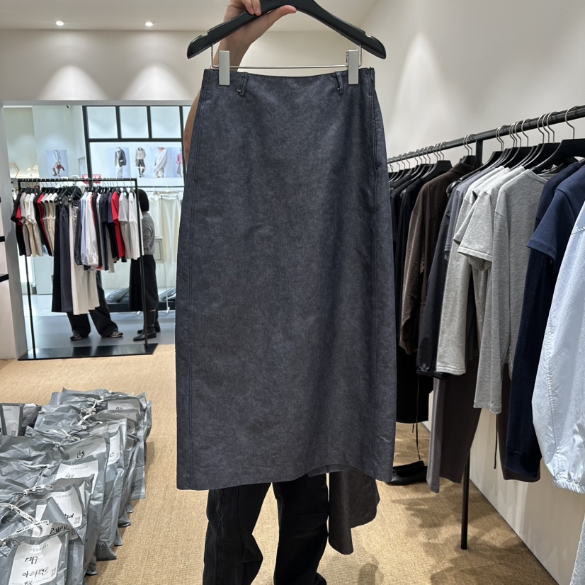 FEBRUARY 11韓國直郵女裝新款熱賣推薦職業時尚人氣長裙FEBRUARY 11長裙圖色1灰色