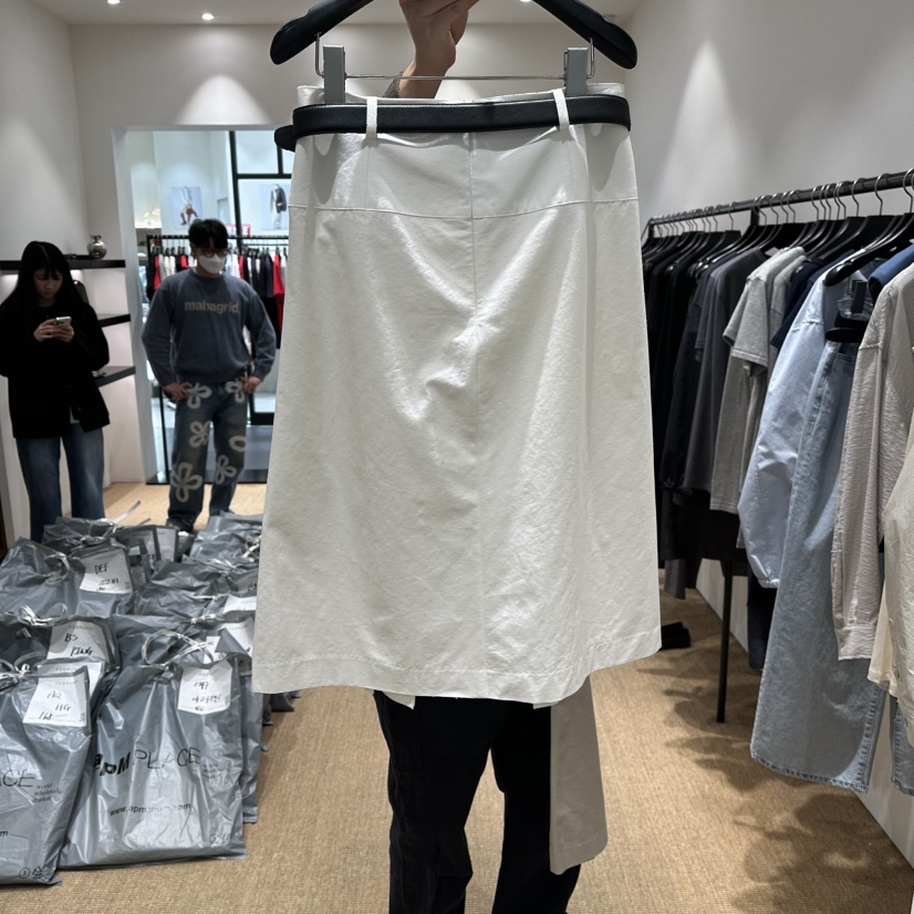 FEBRUARY 11東大門代購女裝新款休閑半身裙中短裙不含腰帶褶裥FEBRUARY 11半身裙/中短裙