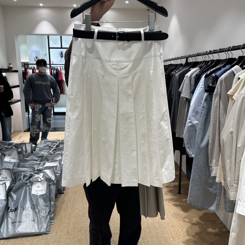 FEBRUARY 11東大門代購女裝新款休閑半身裙中短裙不含腰帶褶裥FEBRUARY 11半身裙/中短裙圖色1