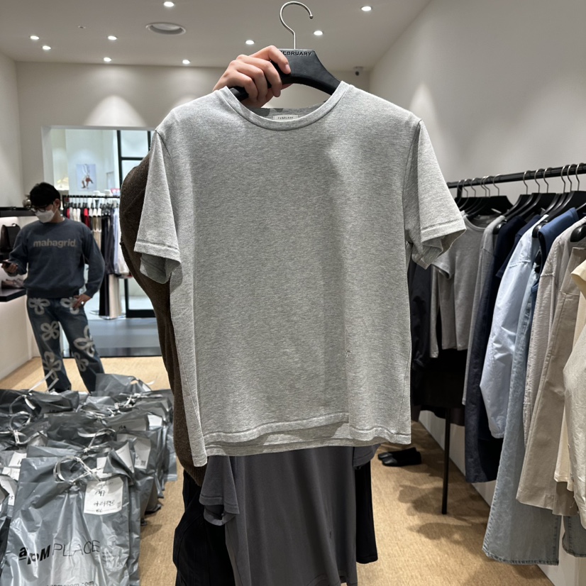 FEBRUARY 11東大門實拍女裝新品職業推薦真品時尚人氣T恤FEBRUARY 11T恤圖色2