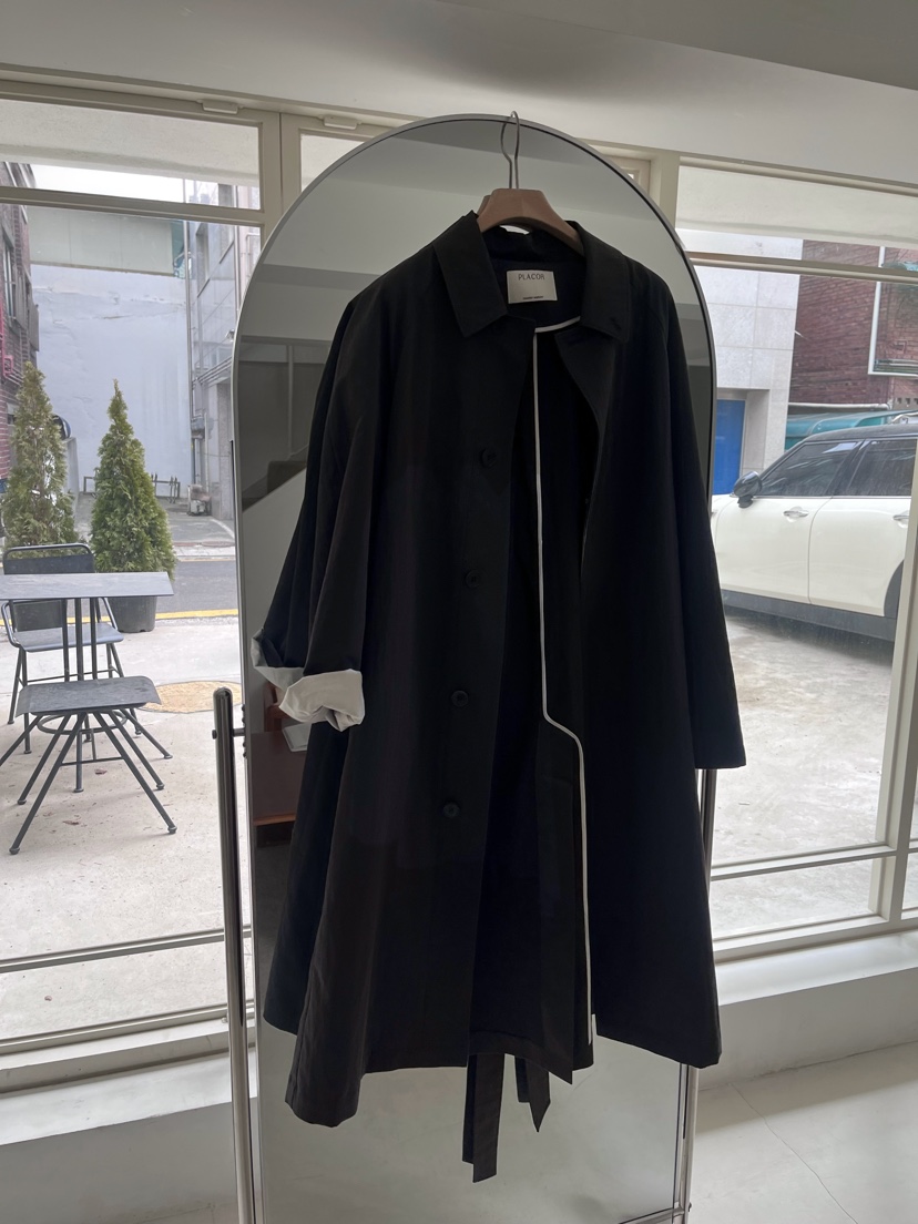 REGULARLY/PLACOR東大門實拍女士新款熱賣長款風衣含腰帶REGULARLY/PLACOR長款風衣