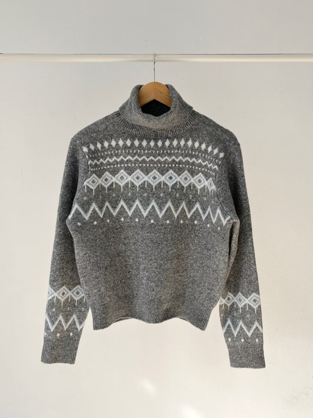 LOOK韓國直郵女裝新品人氣熱賣休閑26春夏職業推薦針織衫LOOK針織衫圖色1