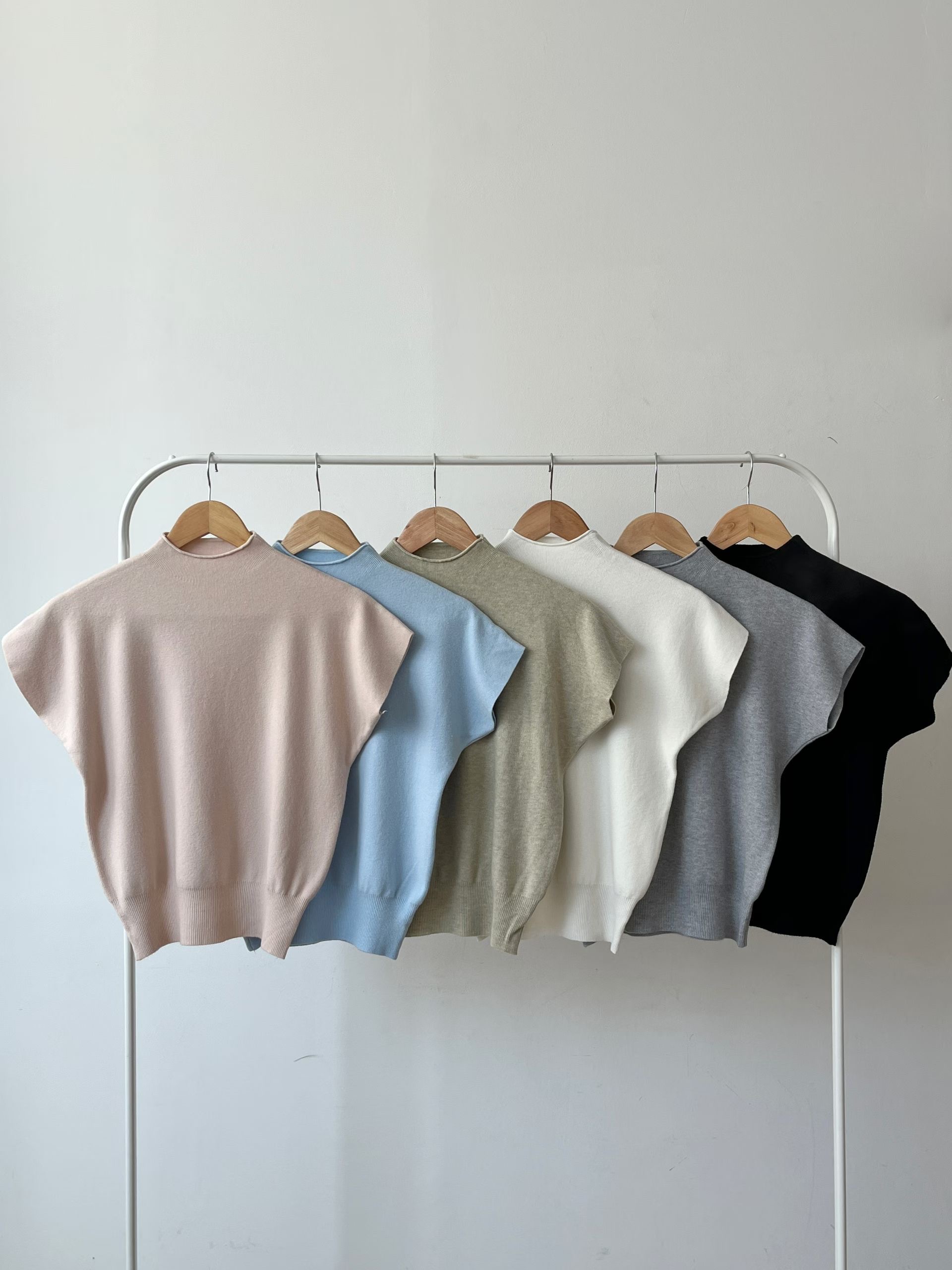 LOOK韓國代購女裝新款26春夏人氣休閑熱賣時尚職業推薦T恤LOOKT恤