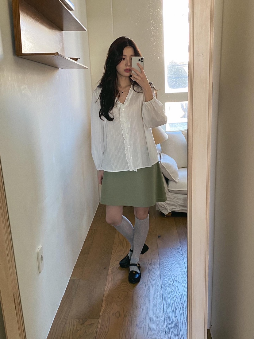 ERUME東大門直郵女士新品真品26春夏職業時尚熱賣襯衫蕾絲衫ERUME襯衫/蕾絲衫