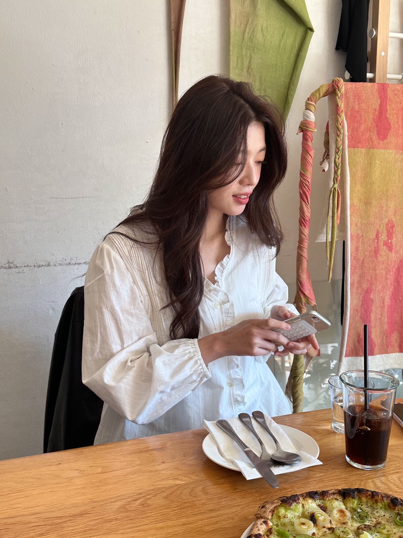 ERUME東大門直郵女士新品真品26春夏職業時尚熱賣襯衫蕾絲衫ERUME襯衫/蕾絲衫