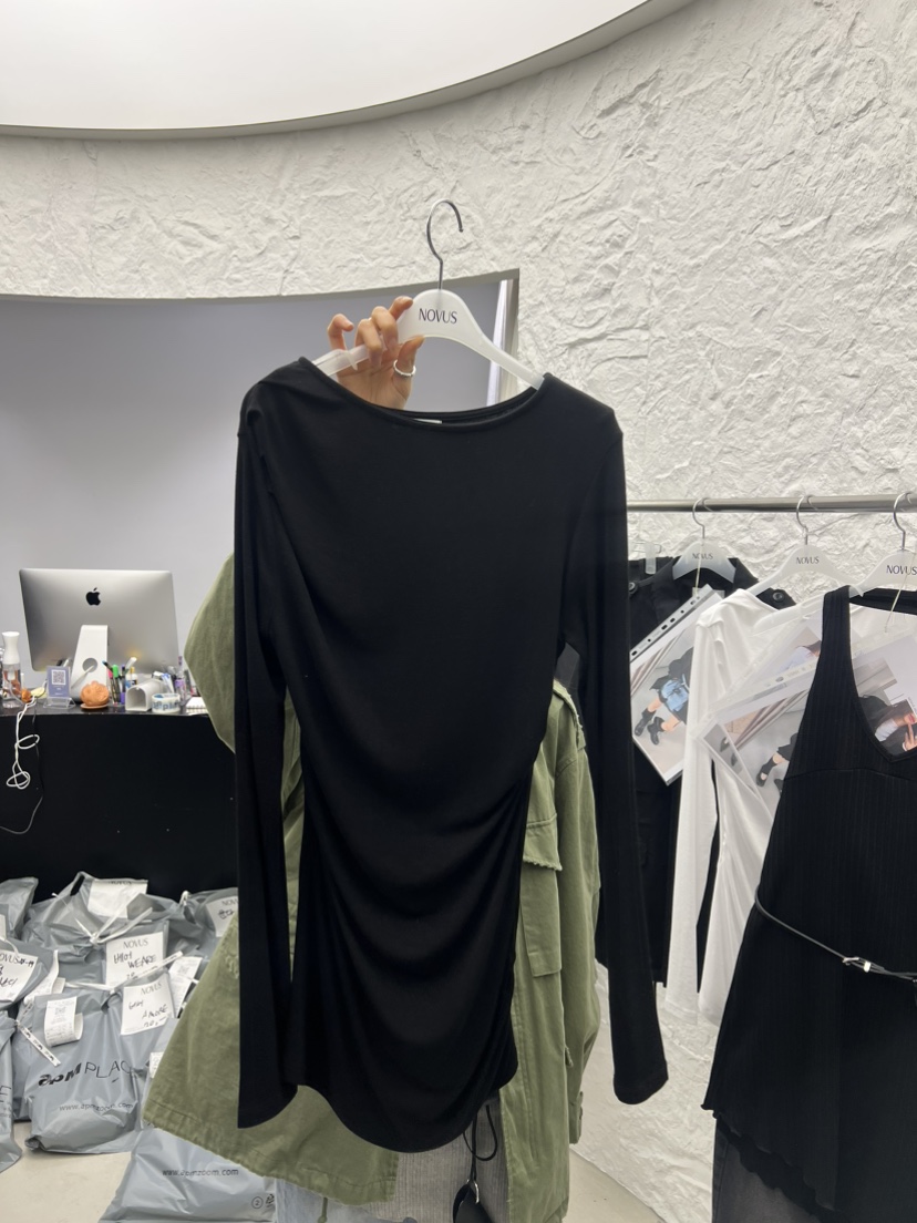 NOVUS東大門實拍女裝新品26春夏休閑職業熱賣人氣長袖T恤NOVUS長袖T恤圖色4