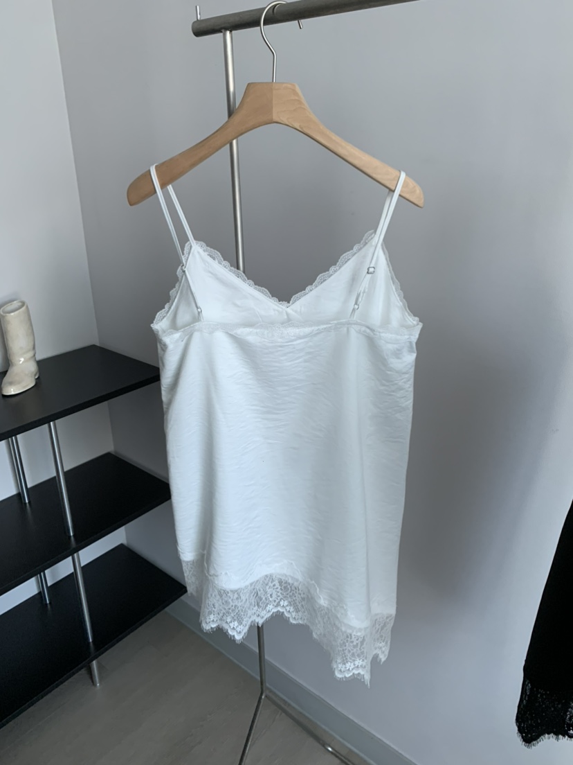 BETONE韓國直郵女裝新款時尚真品推薦職業熱賣連衣裙蕾絲BETONE連衣裙