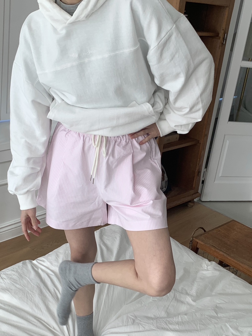 WOOD韓國代購女裝新款休閑推薦職業熱賣真品時尚人氣衛衣WOOD衛衣