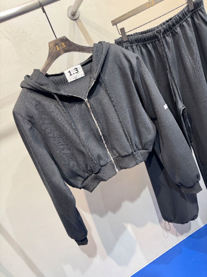 1.3東大門直郵女裝新款時尚職業推薦熱賣真品休閑人氣套裝1.3套裝