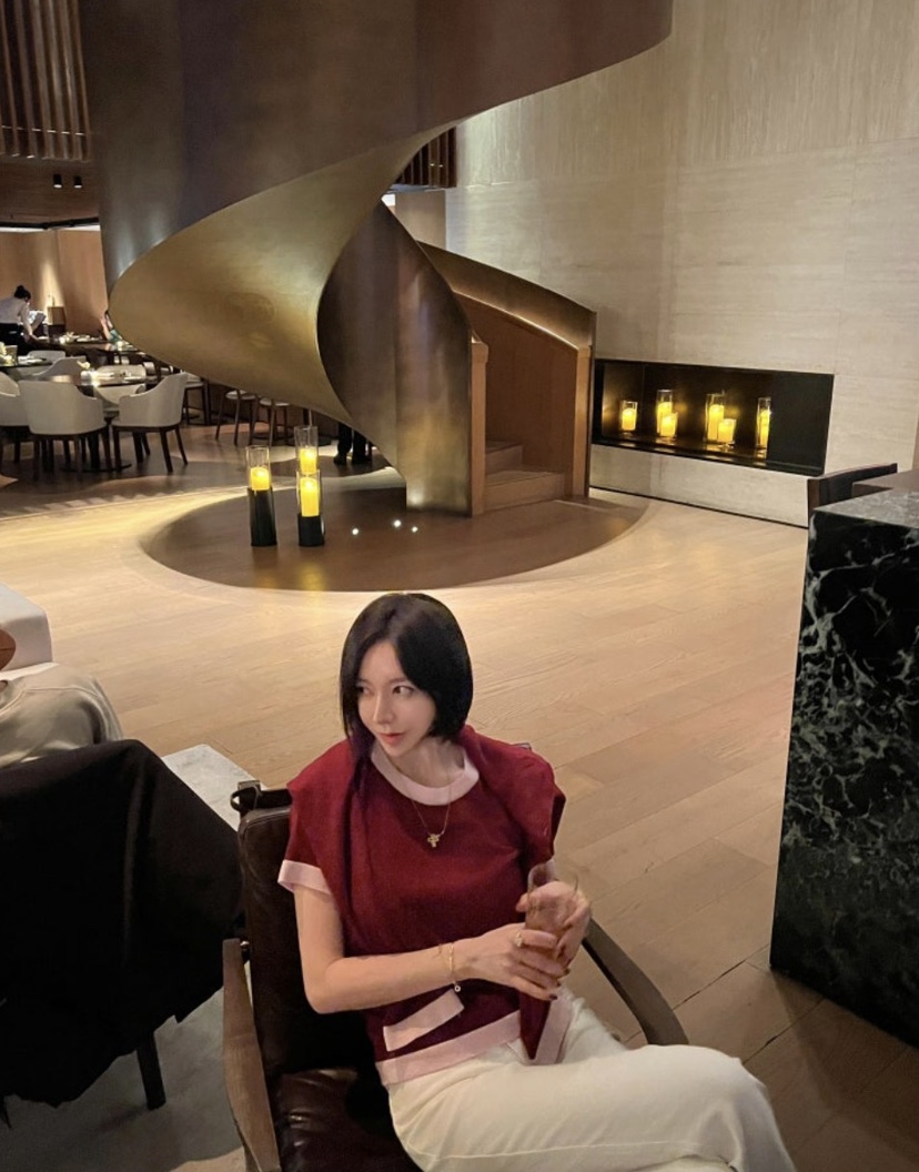 AWESOME-L東大門實拍女士新品推薦職業人氣時尚針織衫羊毛AWESOME-L針織衫