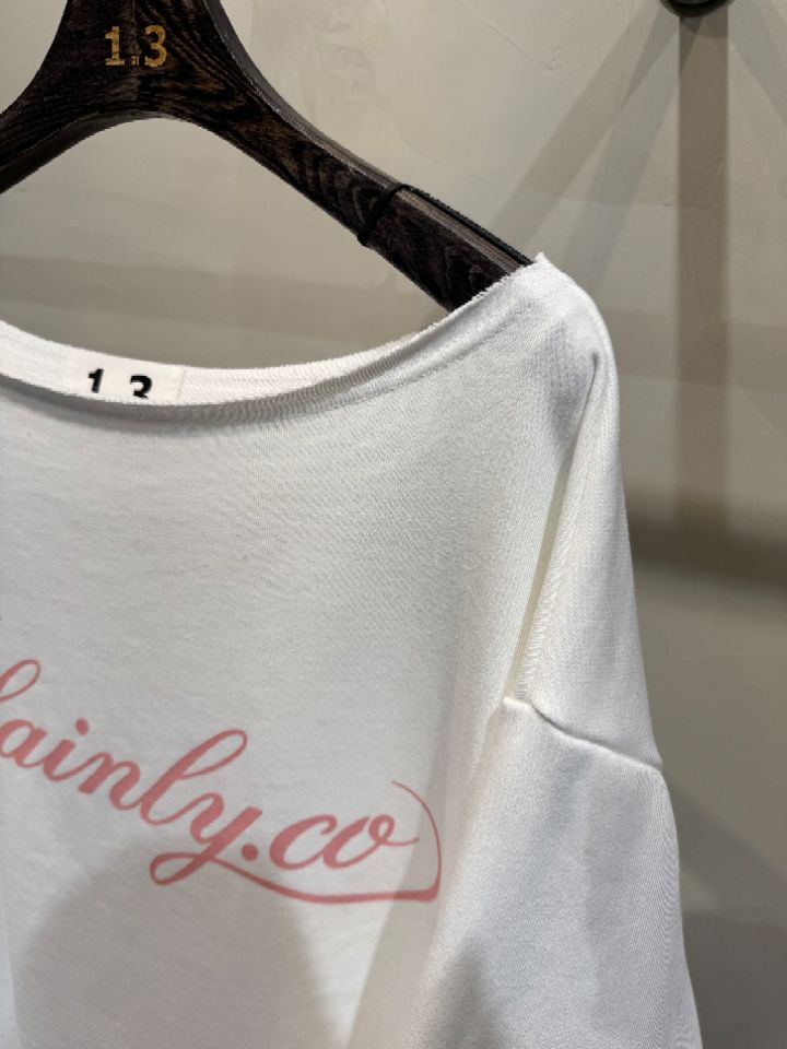 1.3韓國直郵女裝新品熱賣休閑真品時尚職業推薦26春夏衛衣1.3衛衣