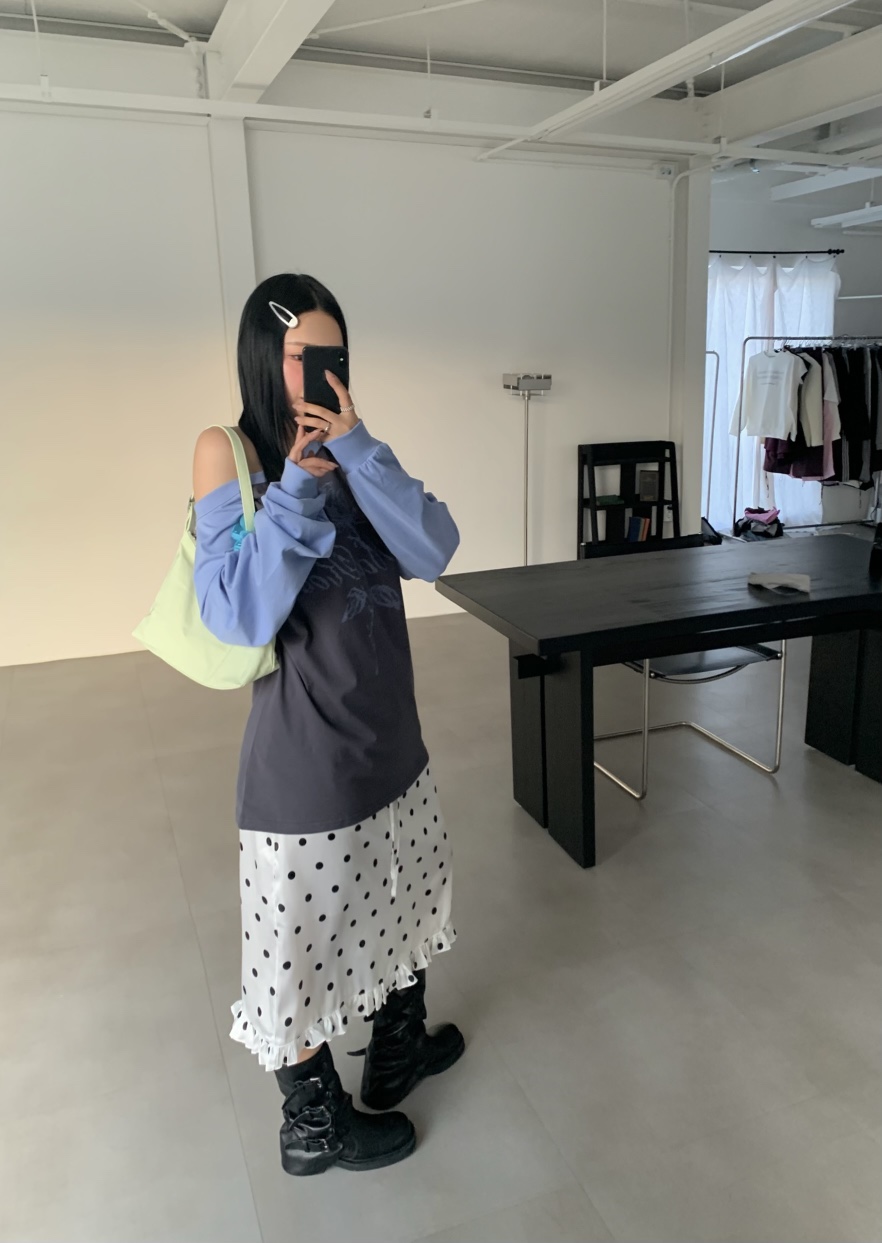 SEOLO東大門實拍女士新品真品時尚職業人氣休閑長袖T恤露肩Seolo seoul長袖T恤