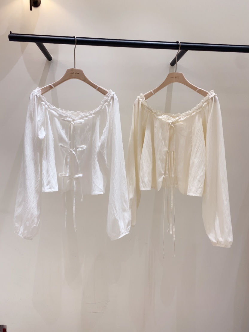 LOVE ROSIE東大門代購女裝新款人氣時尚真品熱賣襯衫蕾絲衫LOVE ROSIE襯衫/蕾絲衫