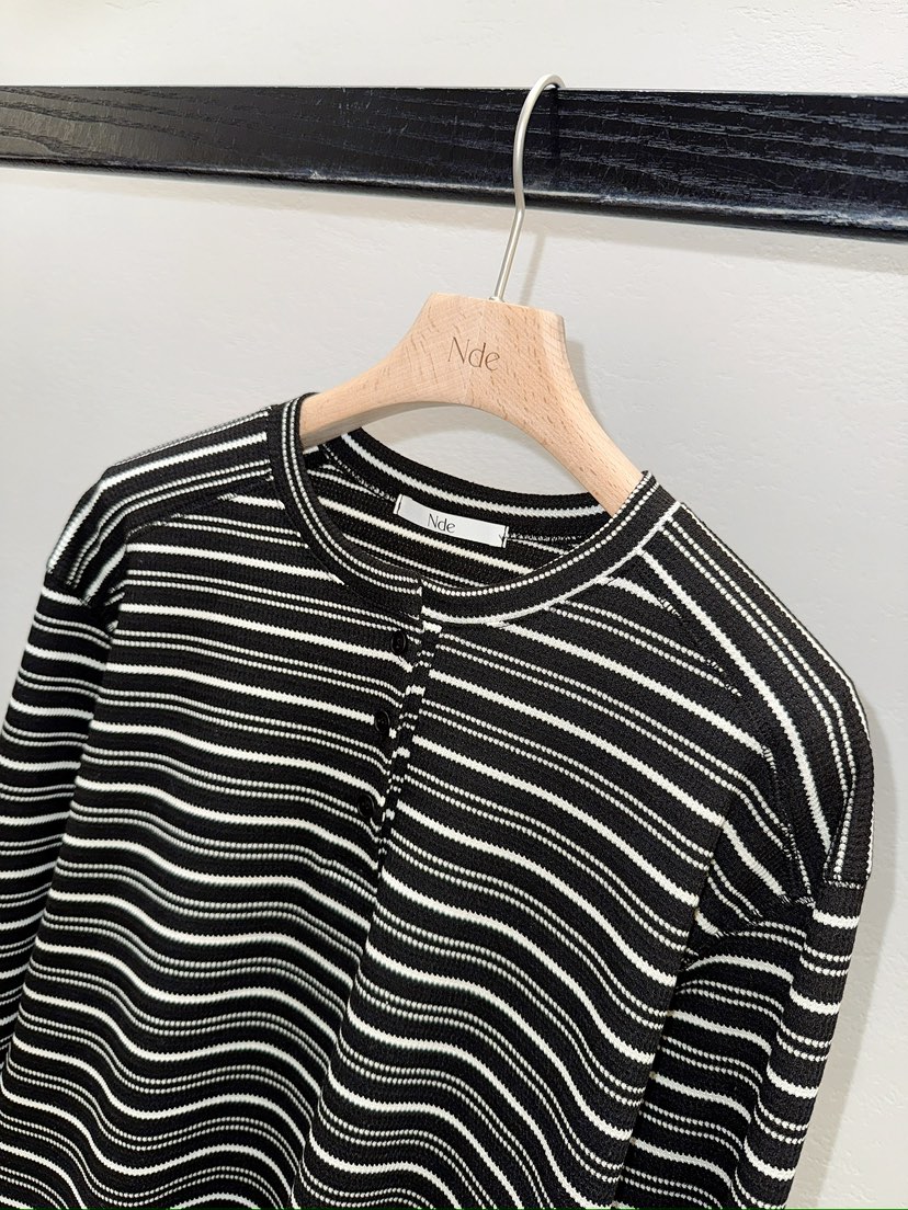 NDE東大門代購女裝新品熱賣人氣26春夏職業真品時尚長袖T恤BOHEME_NDE長袖T恤