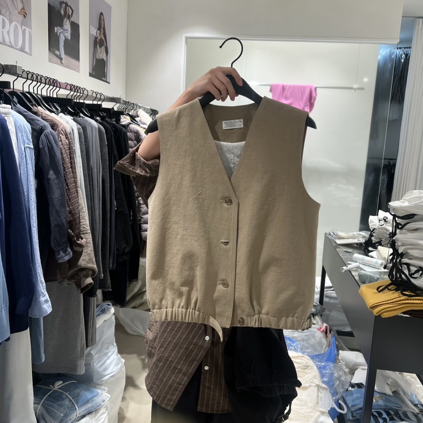BROT東大門實拍女裝新品真品推薦熱賣休閑職業馬甲紐扣背心BROT馬甲圖色1