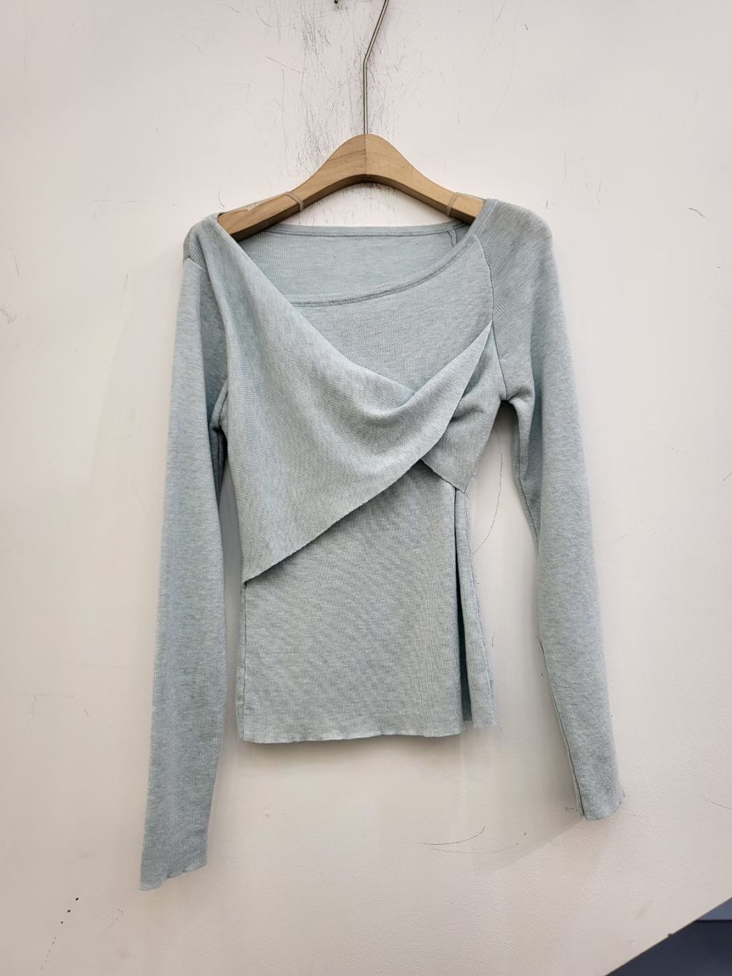 HIT韓國直郵女裝新款熱賣推薦人氣真品職業休閑26春夏針織衫HIT針織衫圖色2