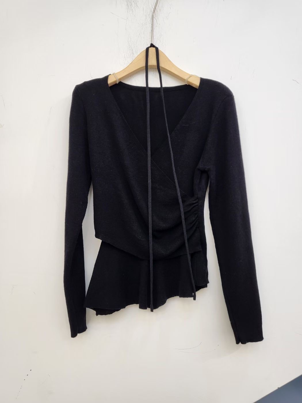 HIT韓國直郵女士新款休閑時尚熱賣真品人氣推薦針織衫含脖帶HIT針織衫圖色1