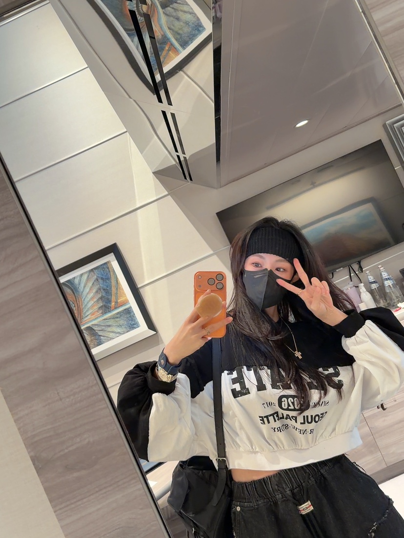 PALETTE-Q韓國代購女裝新款休閑熱賣人氣推薦職業衛衣短款PALETTE-Q衛衣