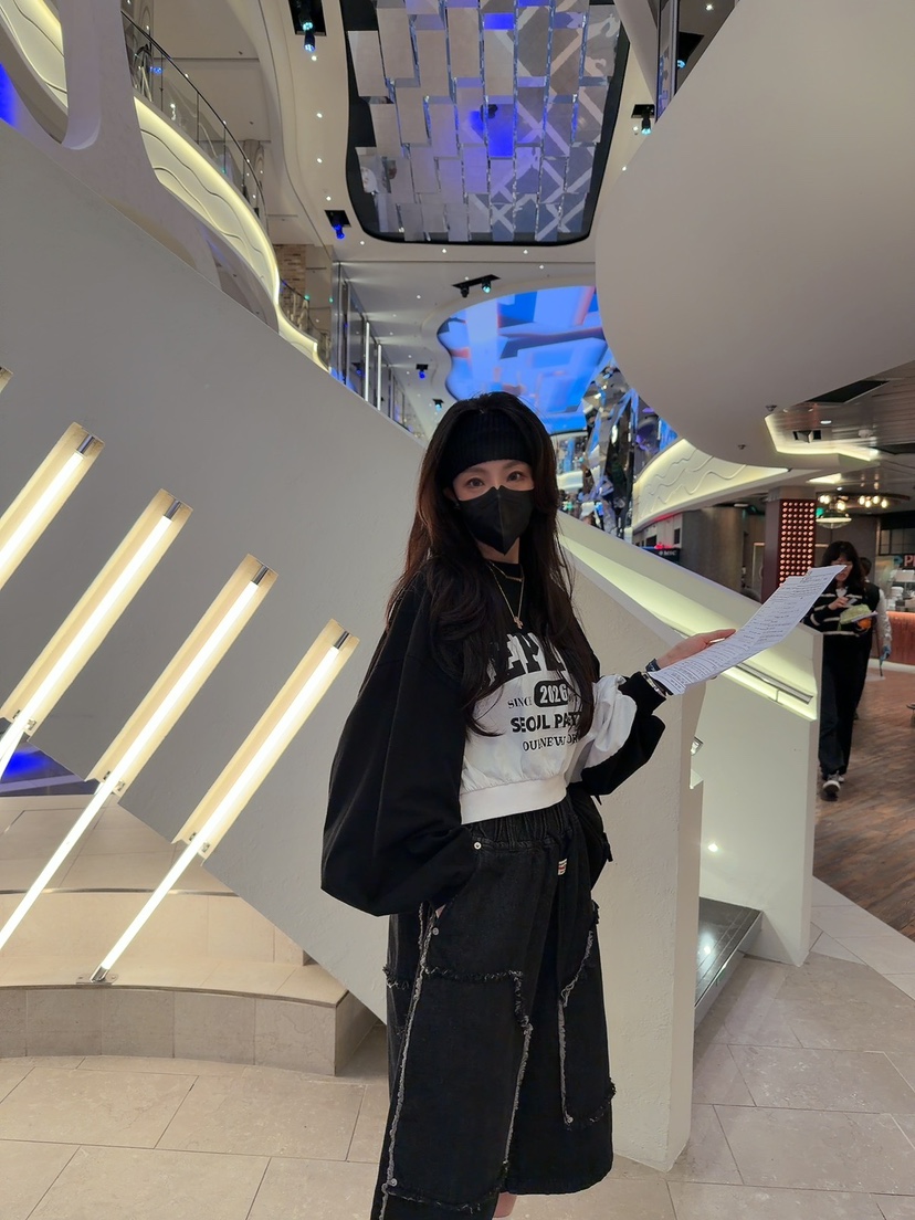 PALETTE-Q韓國代購女裝新款休閑熱賣人氣推薦職業衛衣短款PALETTE-Q衛衣