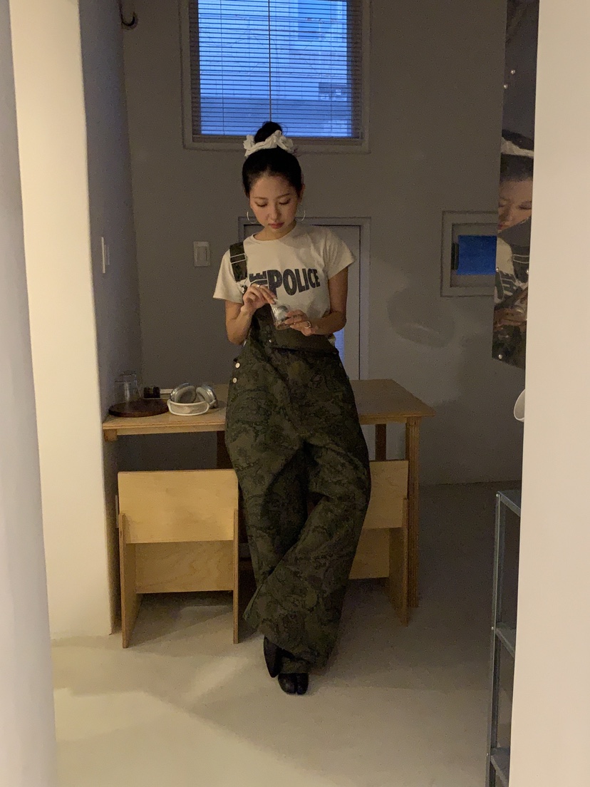 SUNDER MARKET東大門代購女士新品26春季休閑人氣背帶褲SUNDER MARKET背帶褲圖色1