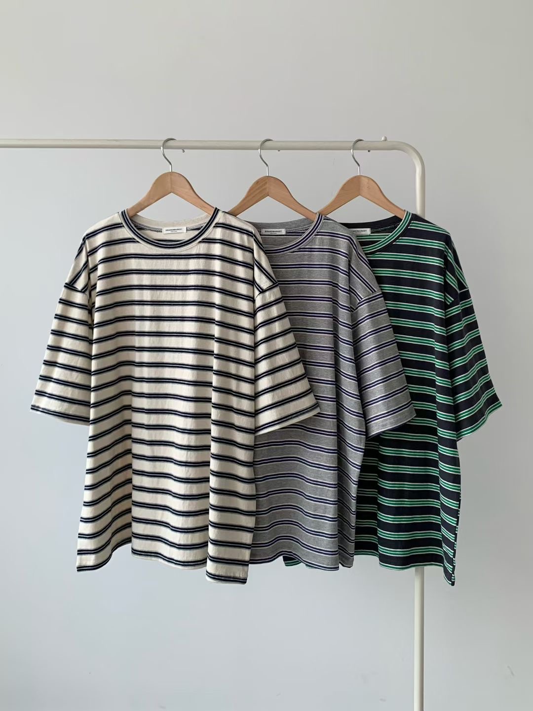 BRAND MARKET-브랜드마켓-T韓國代購女士新款人氣推薦T恤BRAND MARKET-2件起T恤圖色2左二色