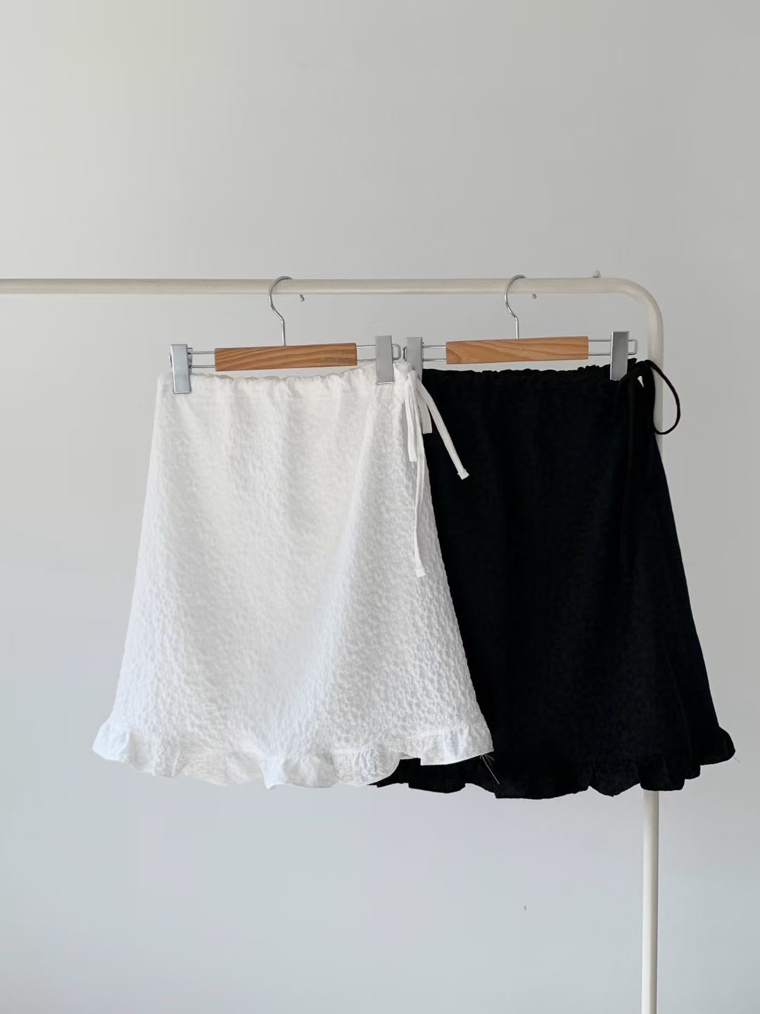 BRAND MARKET-브랜드마켓-T東大門直郵女裝新款時尚半身裙中短裙BRAND MARKET-2件起半身裙/中短裙圖色2左二色