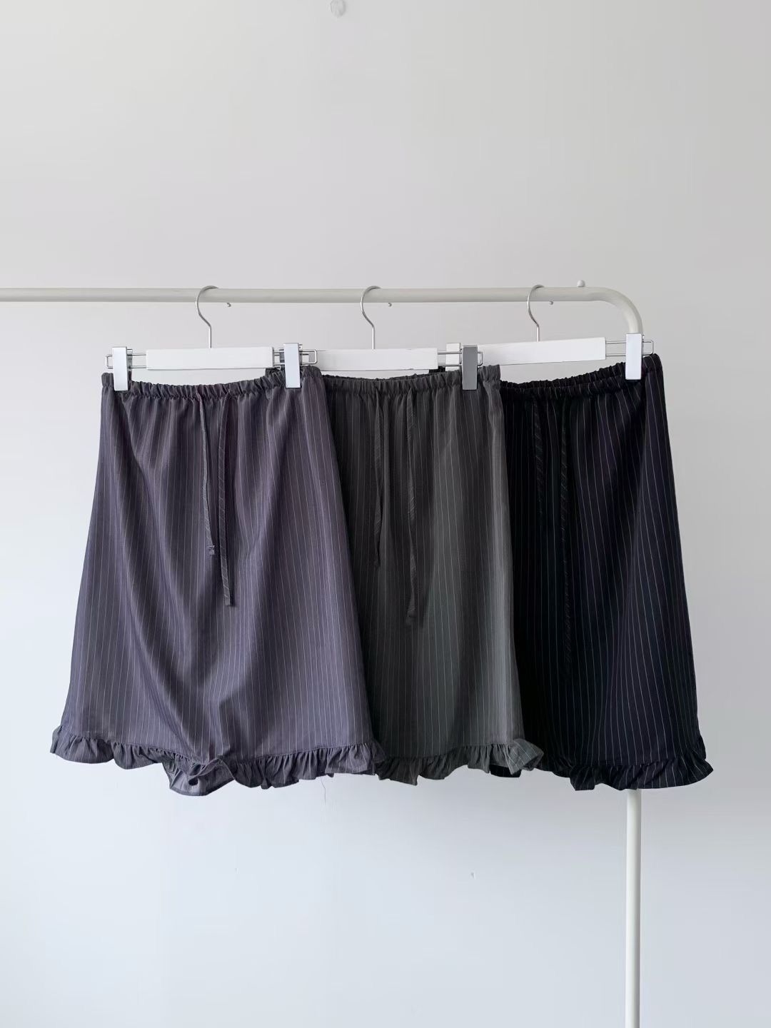 BRAND MARKET-브랜드마켓-T韓國直郵女裝新品職業半身裙中短裙荷葉邊BRAND MARKET-2件起半身裙/中短裙圖色2左二色