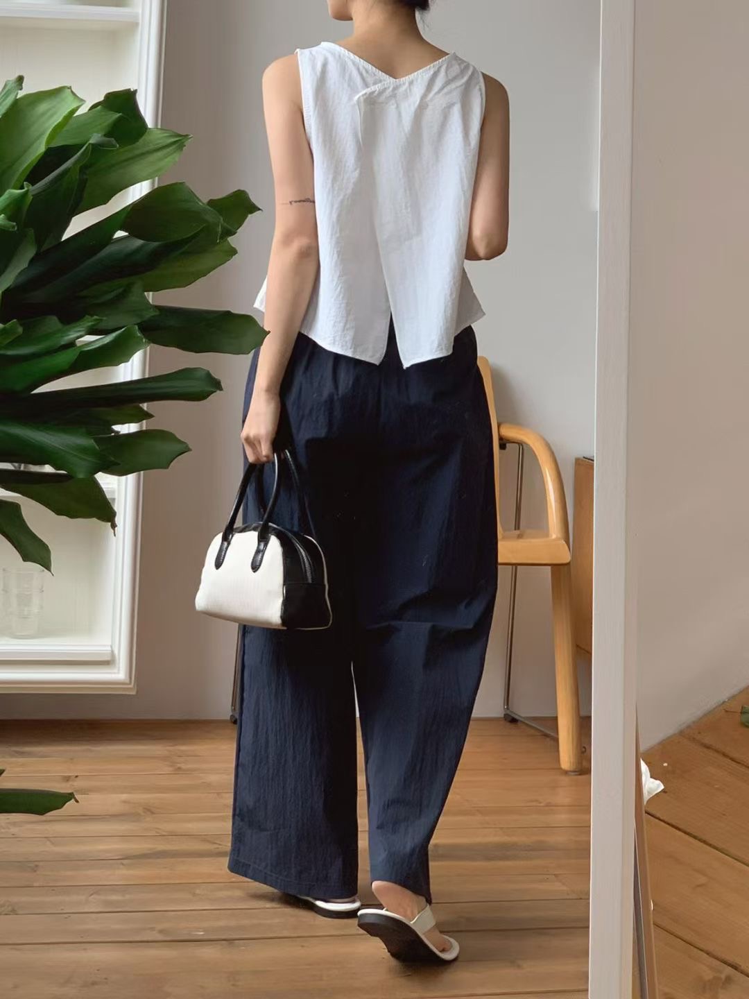 BRAND MARKET-브랜드마켓-T韓國代購女士新品職業吊帶背心BRAND MARKET-2件起吊帶/背心