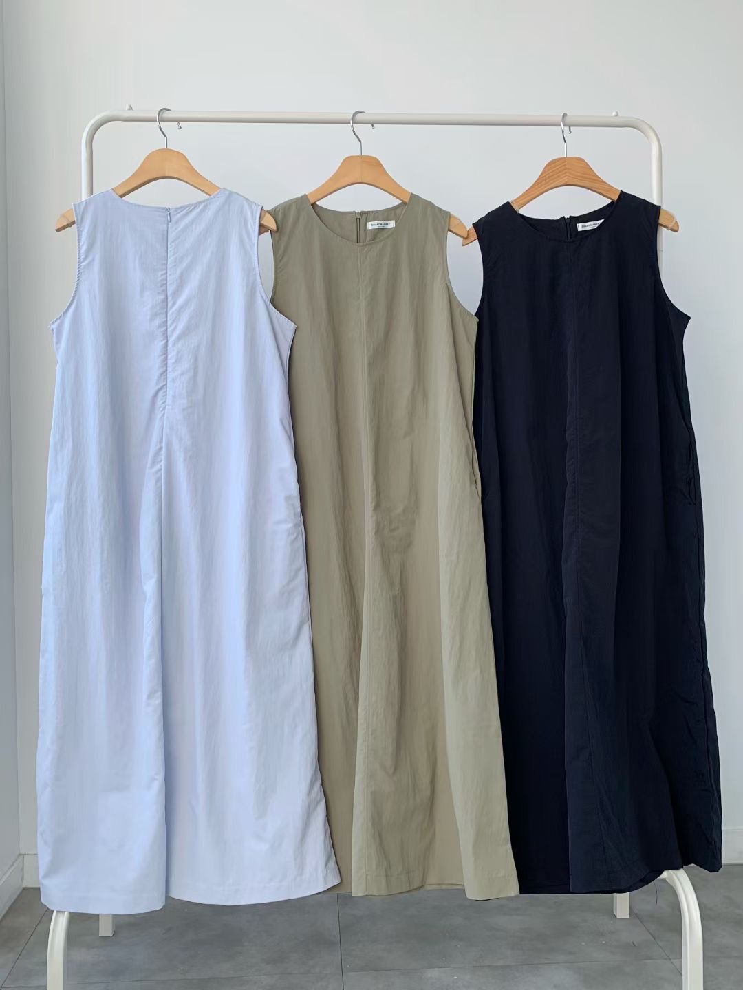 BRAND MARKET-브랜드마켓-T東大門實拍女士新款人氣連衣裙BRAND MARKET-2件起連衣裙圖色2左二色