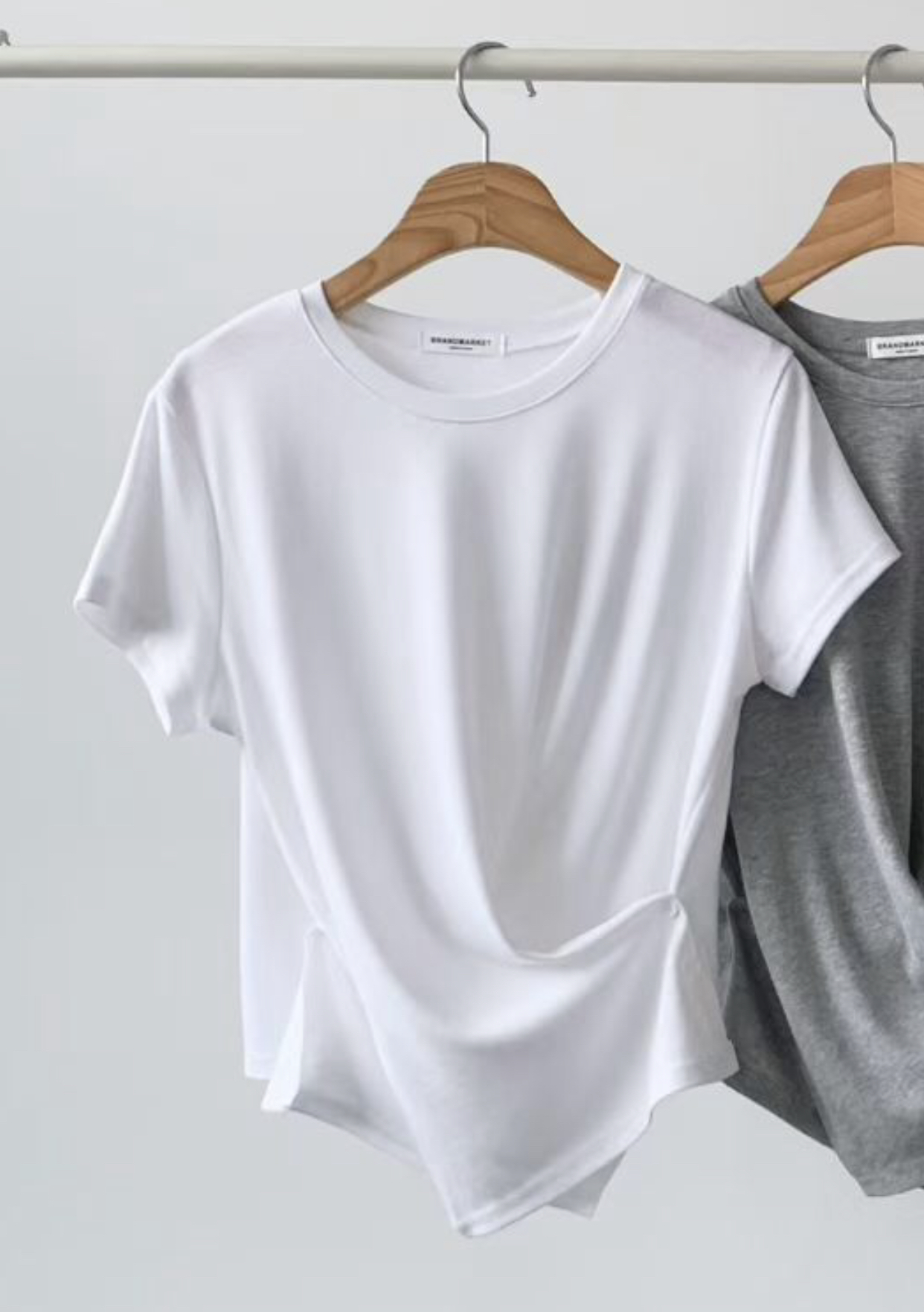 BRAND MARKET-브랜드마켓-T韓國直郵女裝新款熱賣T恤紐扣BRAND MARKET-2件起T恤圖色1