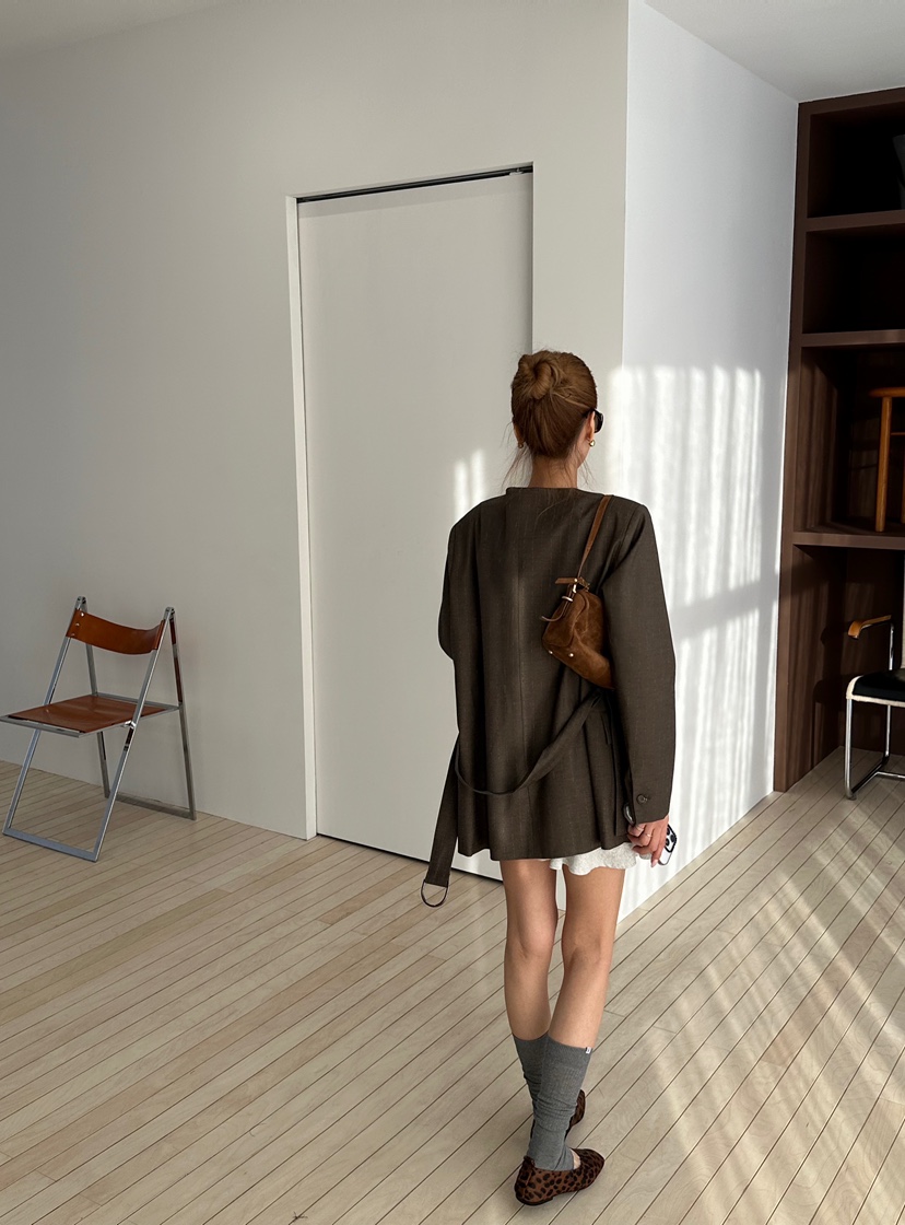 ZEROZERO東大門實拍女裝新款推薦職業熱賣休閑夾克含腰帶ZEROZERO夾克