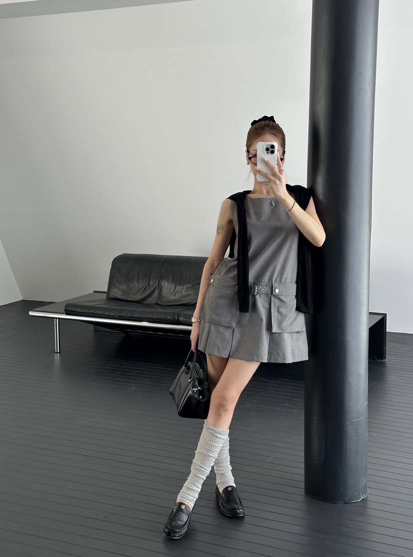 ZEROZERO東大門代購女裝新款休閑熱賣推薦連衣裙口袋褶裥ZEROZERO連衣裙