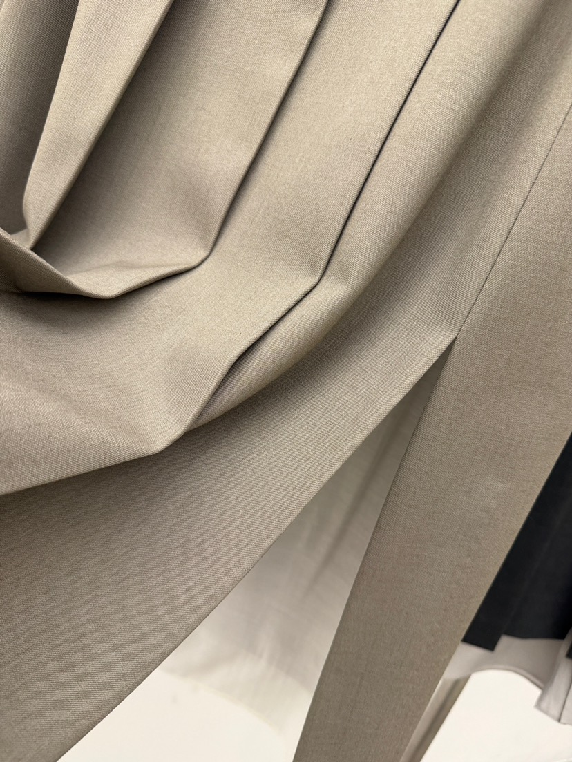 CM東大門代購女裝新款時尚休閑熱賣推薦半身裙中短裙褶裥CM_centimeter半身裙/中短裙