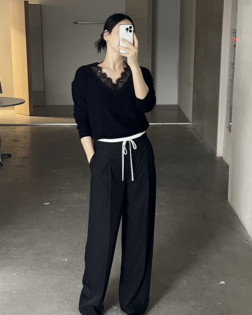 VERNI東大門直郵女士新款人氣真品26春夏熱賣長袖T恤V領蕾絲VERNI長袖T恤