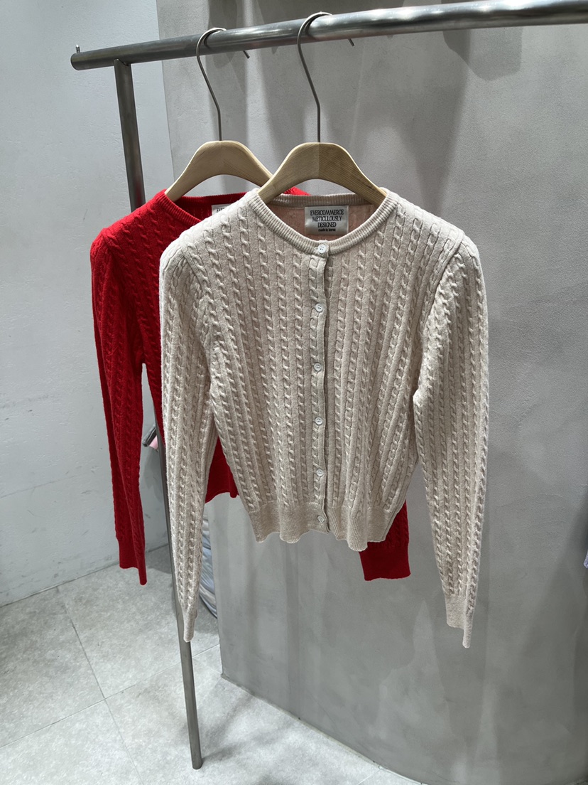 EVERCOMMERCE METICULOUSLY DESIGNED韓國直郵女士新款休閑針織衫EVERCOMMERCE METICULOUSLY DESIGNED針織衫