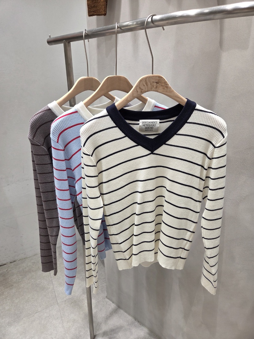 EVERCOMMERCE METICULOUSLY DESIGNED東大門代購女士新品推薦針織衫EVERCOMMERCE METICULOUSLY DESIGNED針織衫