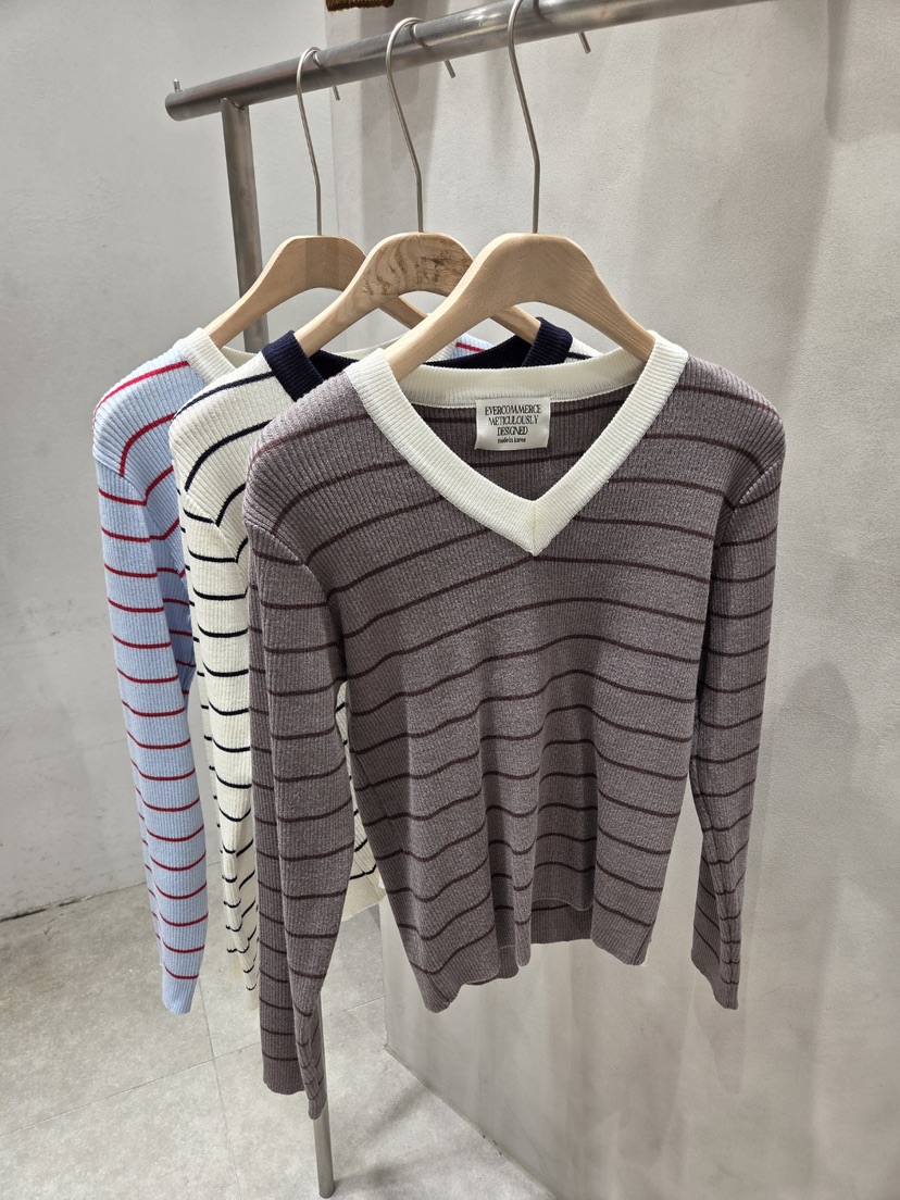 EVERCOMMERCE METICULOUSLY DESIGNED東大門代購女士新品推薦針織衫EVERCOMMERCE METICULOUSLY DESIGNED針織衫