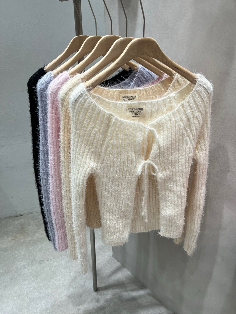 EVERCOMMERCE METICULOUSLY DESIGNED東大門代購女裝新品熱賣針織衫露肩開衫EVERCOMMERCE METICULOUSLY DESIGNED針織衫