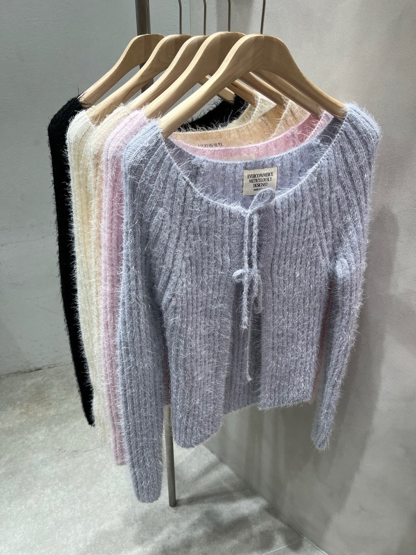 EVERCOMMERCE METICULOUSLY DESIGNED東大門代購女裝新品熱賣針織衫露肩開衫EVERCOMMERCE METICULOUSLY DESIGNED針織衫