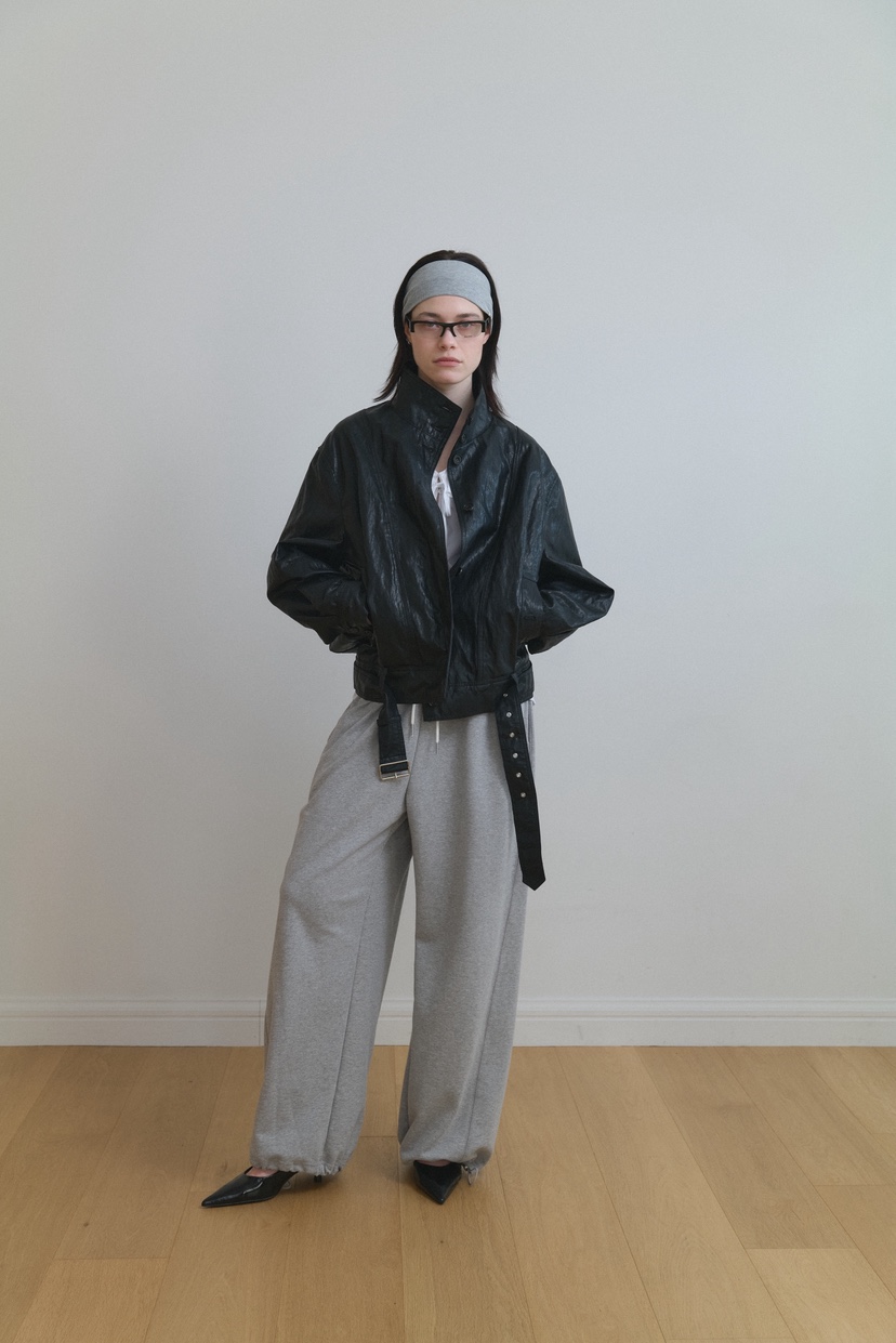 KARE/WEREPIECE東大門實拍女士新款時尚皮衣含腰帶皮革系帶KARE/WEREPIECE皮衣