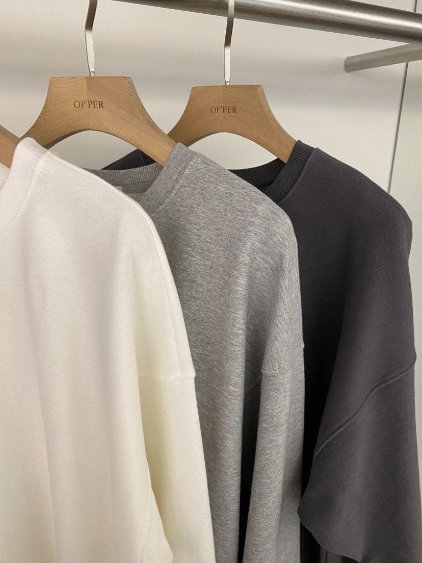 OP PER東大門直郵女裝新品26春夏休閑真品人氣推薦長袖T恤OPPER-simplebeige長袖T恤