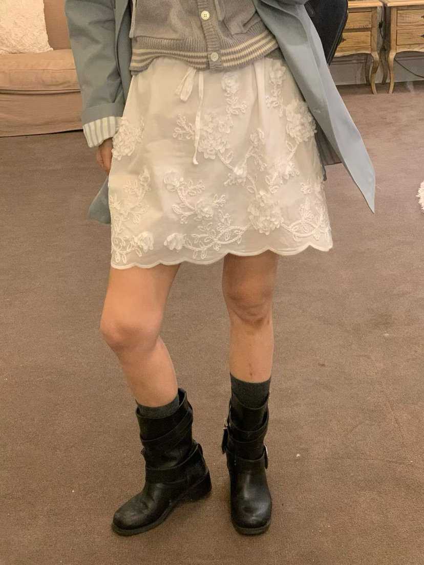 LA CREME韓國直郵女士新品熱賣時尚推薦26春夏真品短裙花朵LA CREME短裙