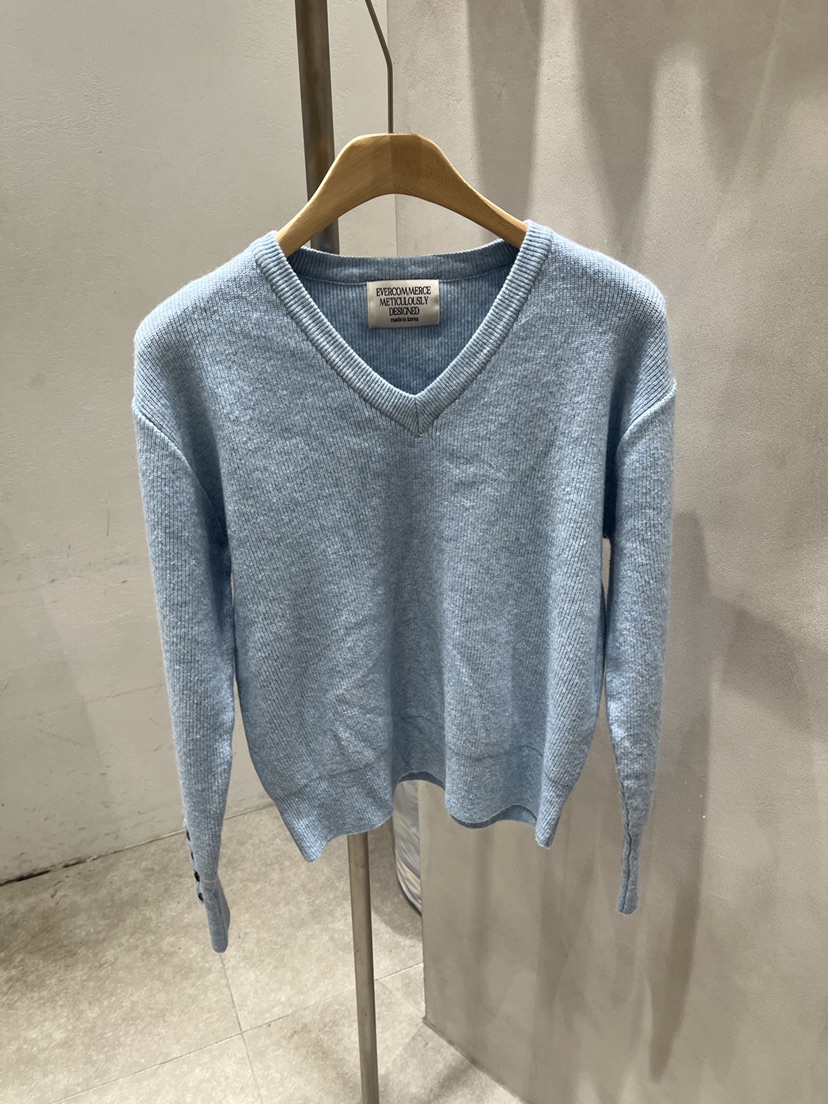 EVERCOMMERCE METICULOUSLY DESIGNED韓國代購女裝新款熱賣針織衫EVERCOMMERCE METICULOUSLY DESIGNED針織衫圖色1