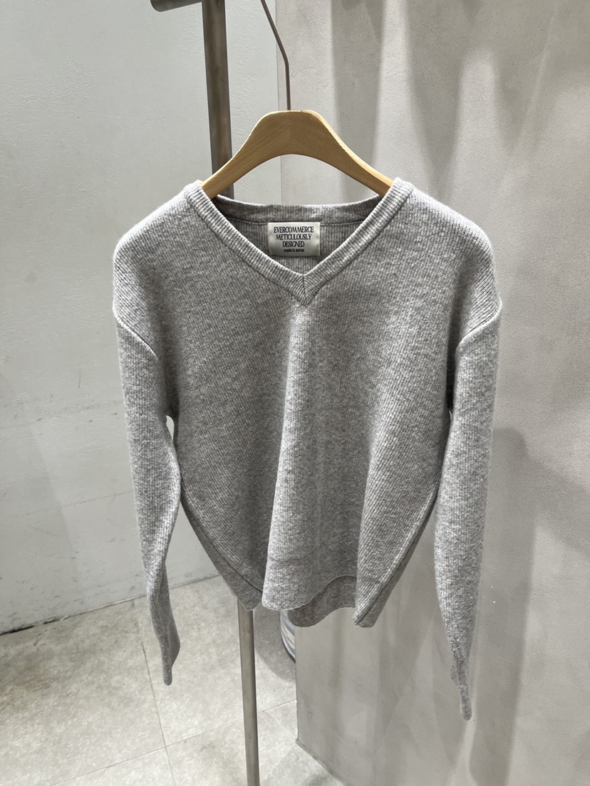 EVERCOMMERCE METICULOUSLY DESIGNED韓國代購女裝新款熱賣針織衫EVERCOMMERCE METICULOUSLY DESIGNED針織衫圖色5