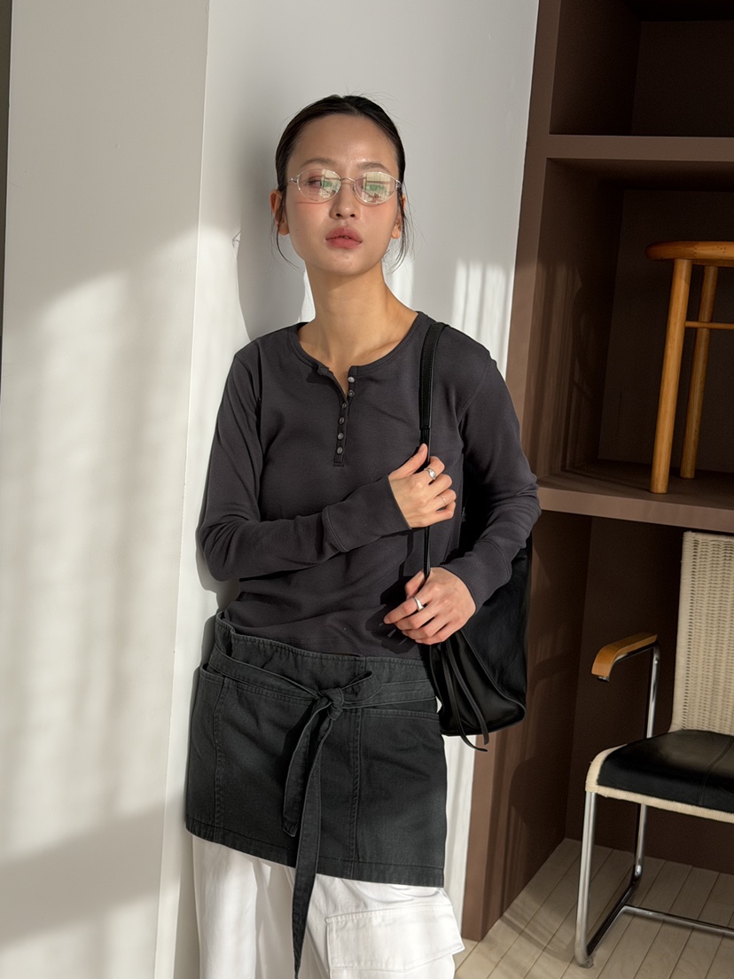 KARE/WEREPIECE東大門代購女裝新品熱賣真品長袖T恤紐扣KARE/WEREPIECE長袖T恤