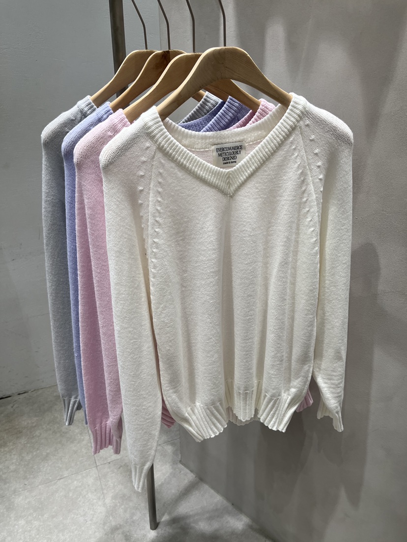 EVERCOMMERCE METICULOUSLY DESIGNED東大門實拍女士新款熱賣針織衫EVERCOMMERCE METICULOUSLY DESIGNED針織衫