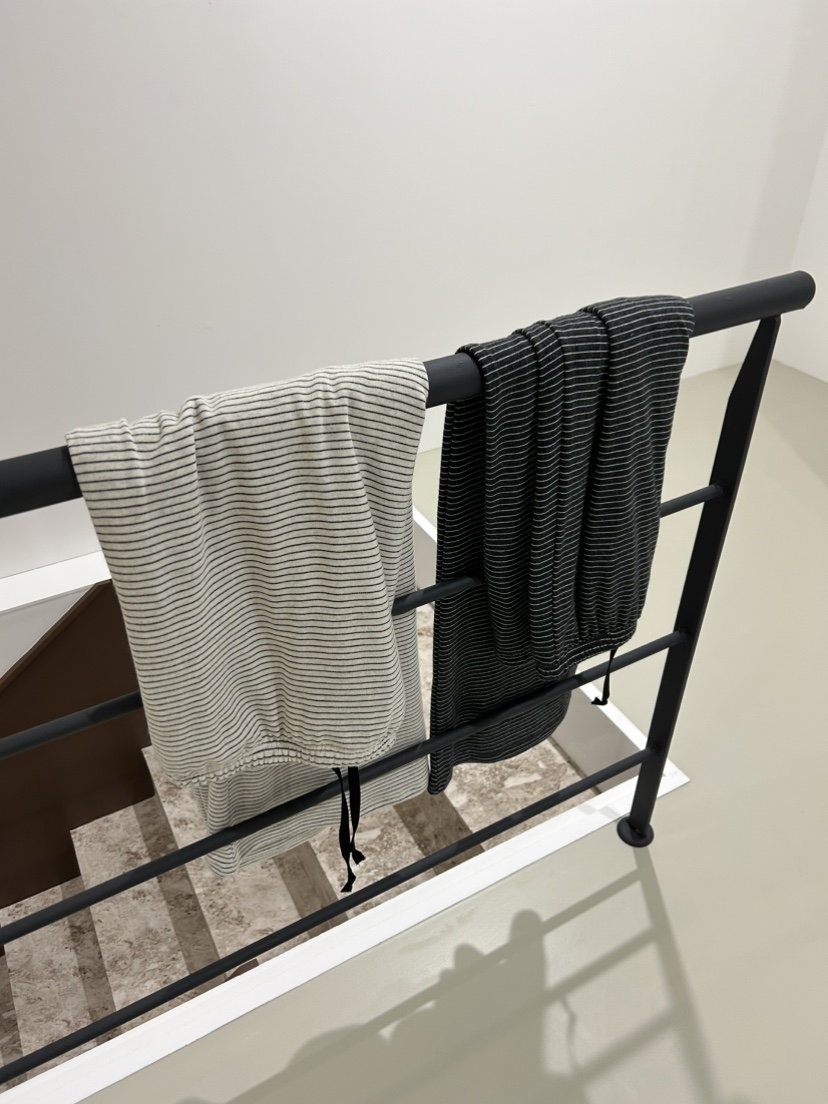 ME MO東大門代購女裝新品熱賣真品時尚職業人氣26春夏長裙ME MO長裙