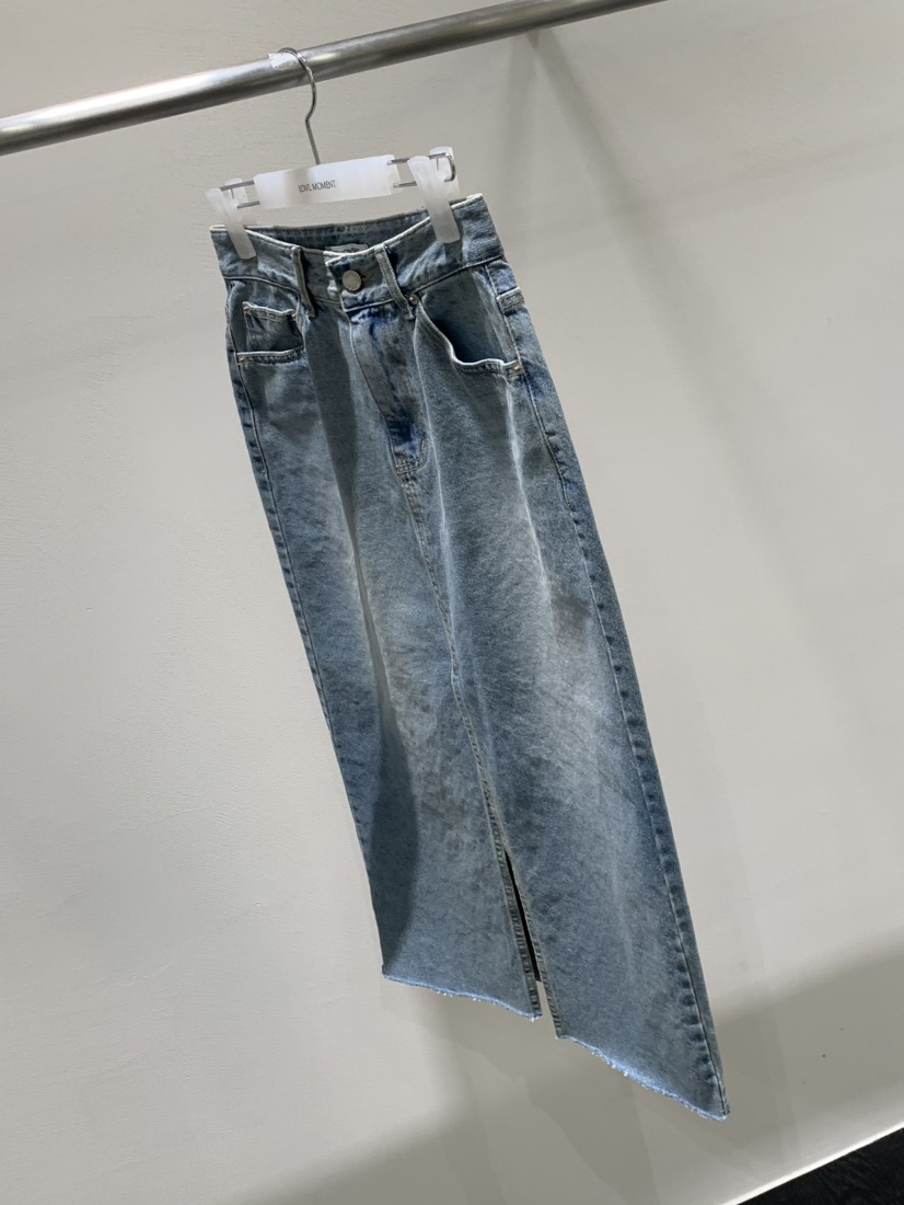 LOVE MOMENT東大門代購女裝新品真品休閑熱賣人氣時尚長裙LOVE MOMENT長裙