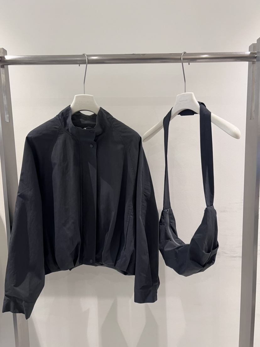 MENTOR東大門直郵女裝新款時尚休閑推薦職業熱賣夾克含包MENTOR夾克