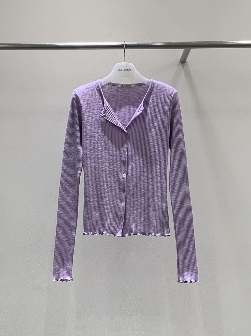 LOVE MOMENT東大門實拍女士新品推薦時尚26春夏長袖T恤蕾絲LOVE MOMENT長袖T恤圖色4